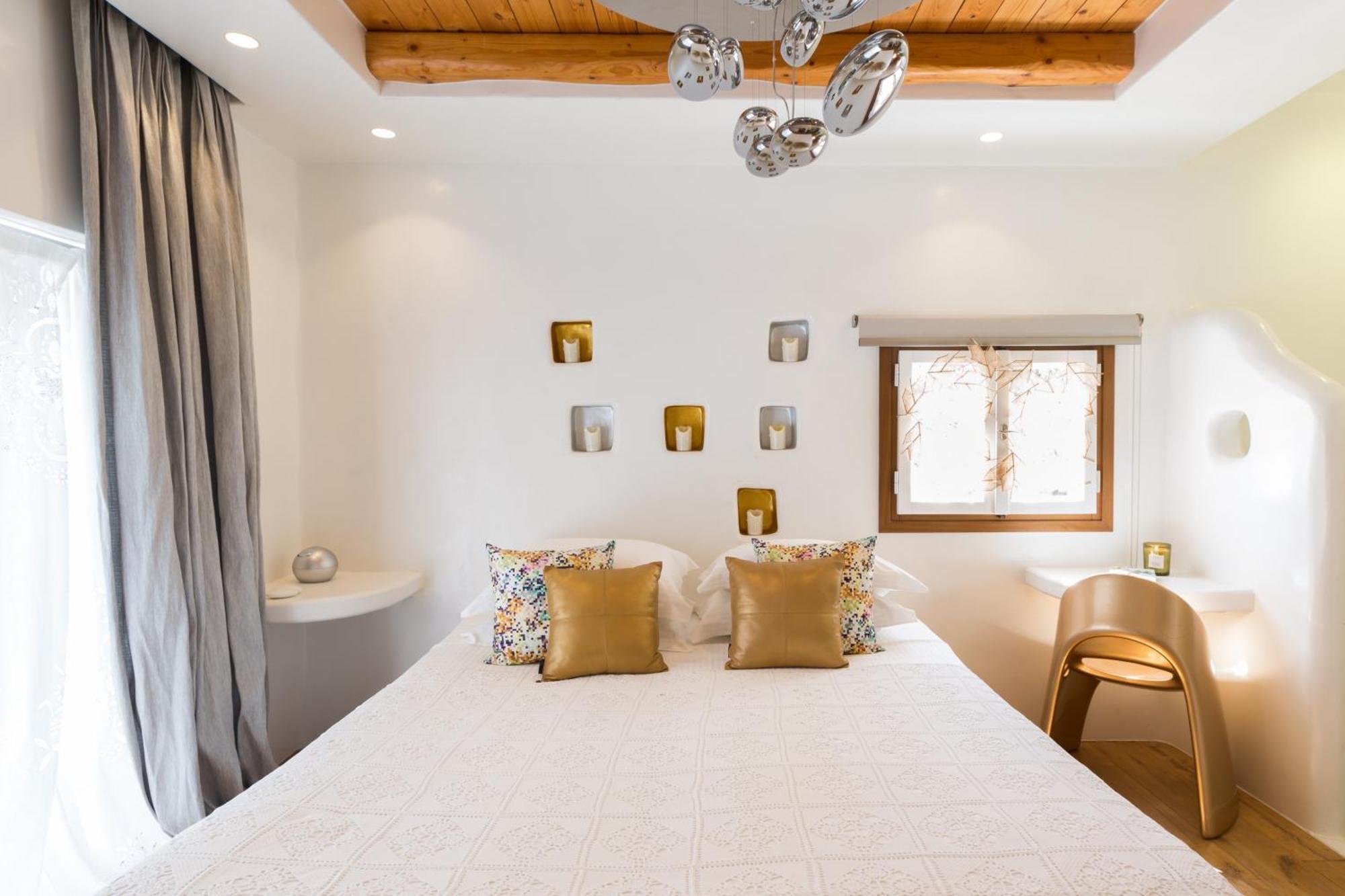 Kallos Villas & Suites Naxos City Room photo